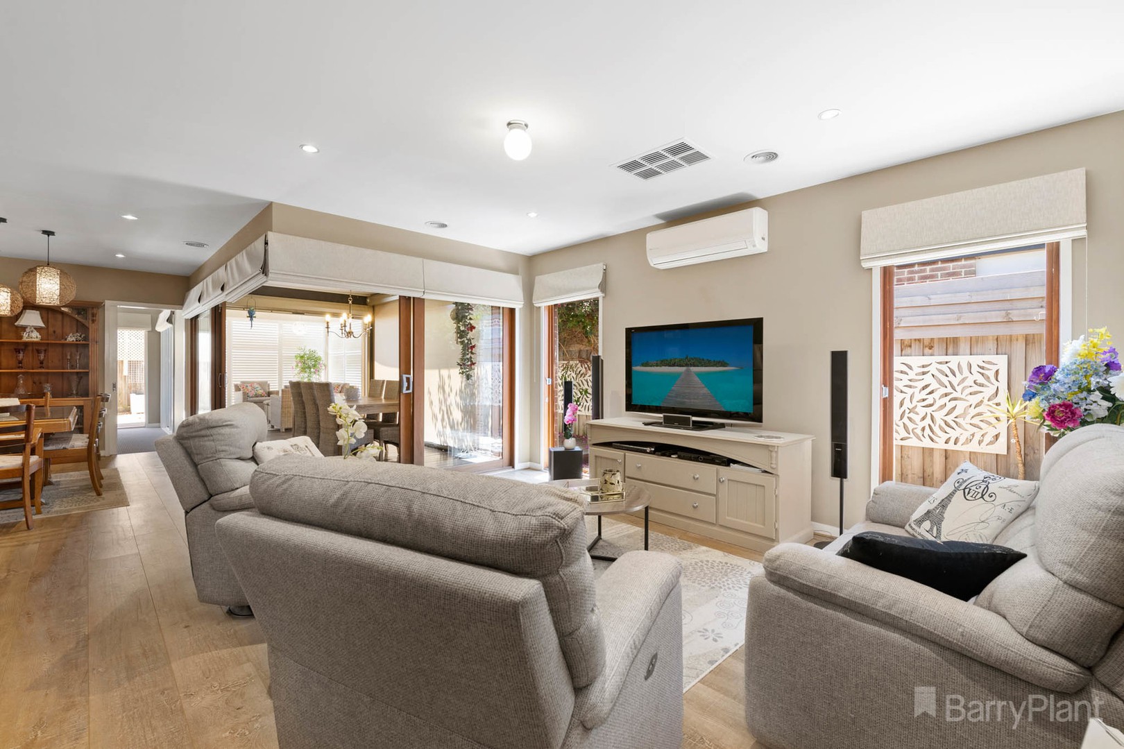 15 Brocker Street, Clyde North, VIC 3978, Clyde North - Thumbnail 5