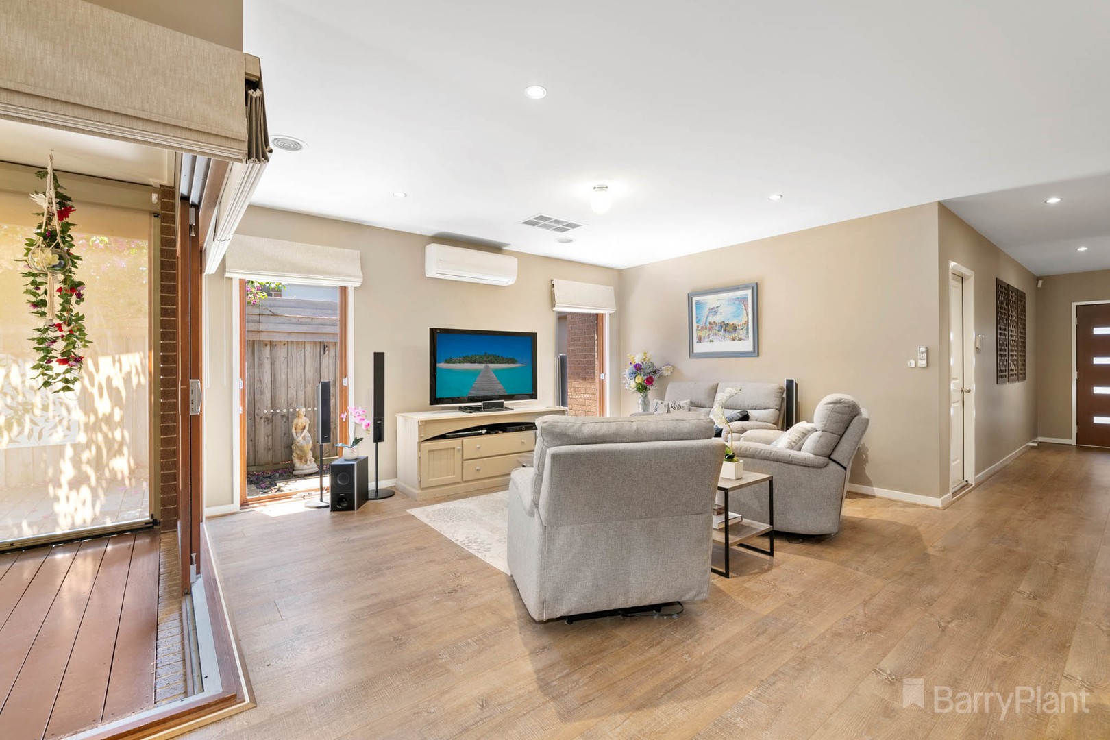 15 Brocker Street, Clyde North, VIC 3978, Clyde North - Thumbnail 6