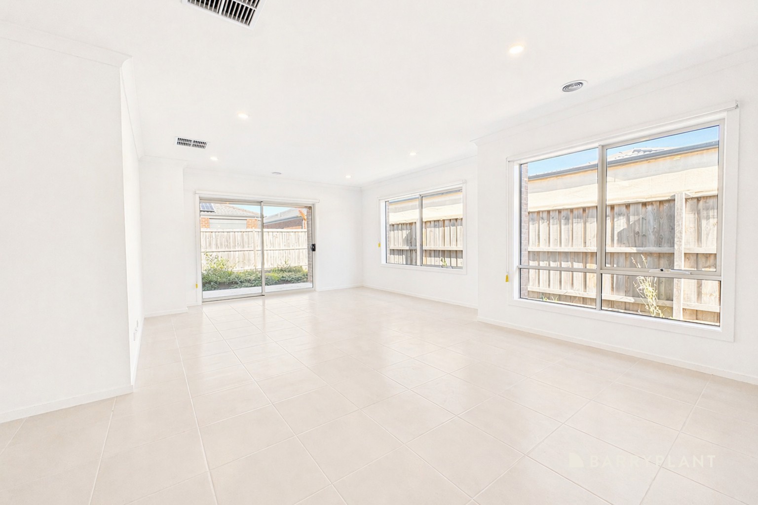 15 Brook Way, Officer, VIC 3809, Officer - Thumbnail 7