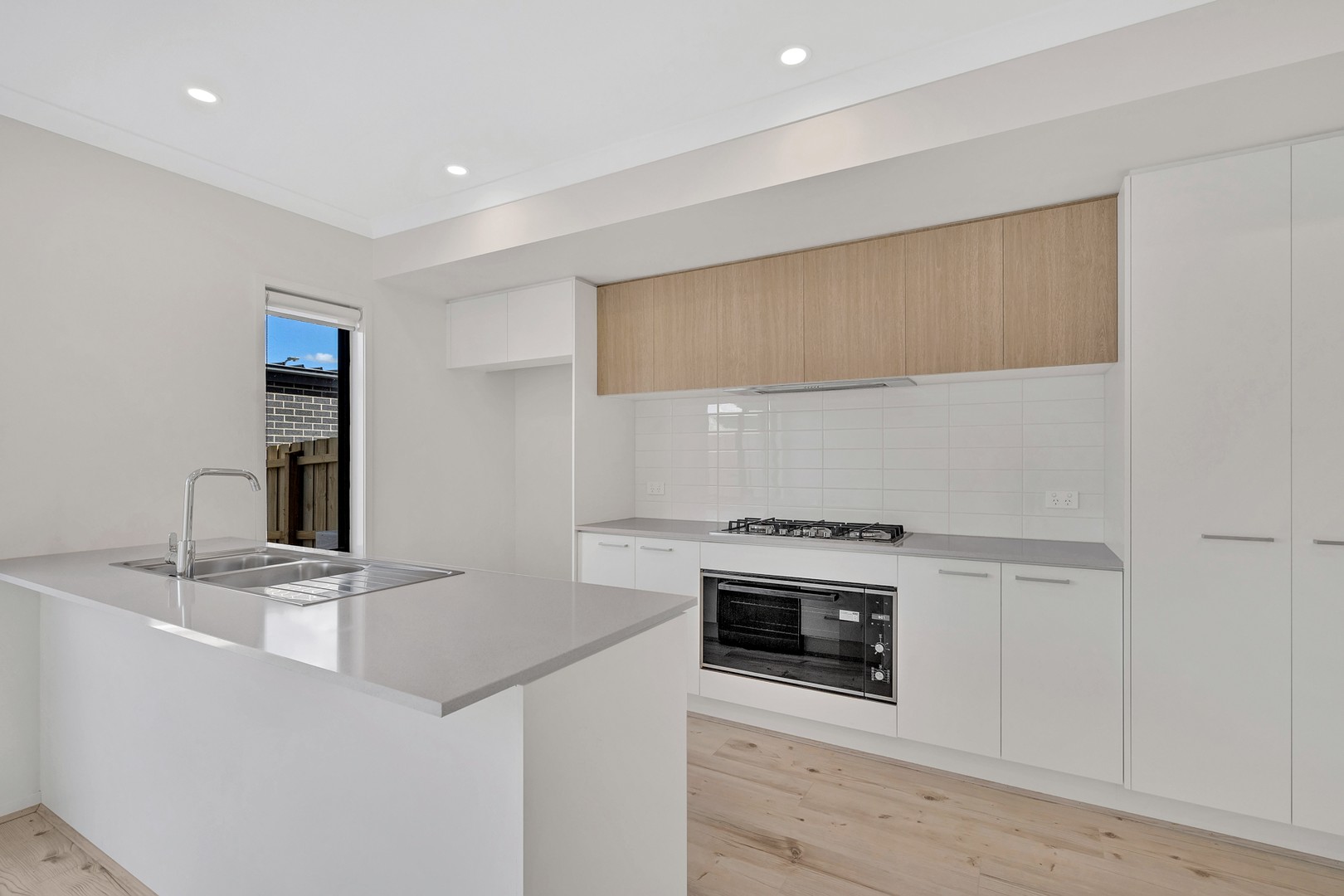 15 Buckleys Walk, Mickleham, VIC 3064, Mickleham - Thumbnail 3