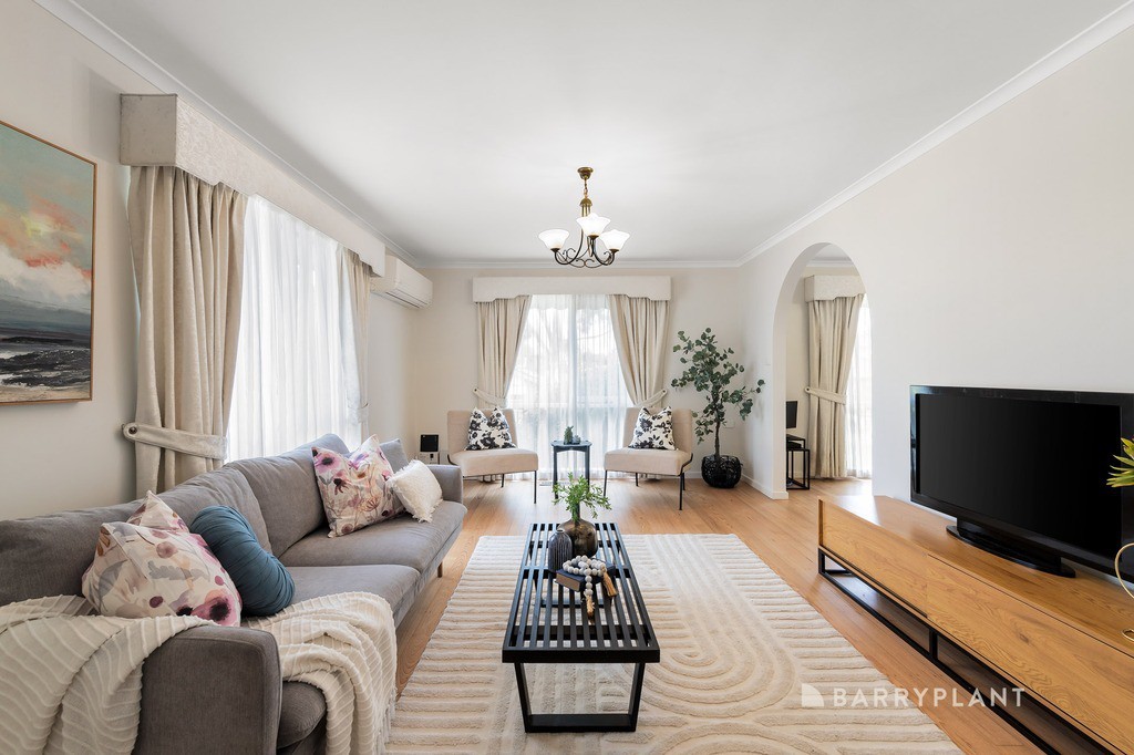 15 Buckmaster Drive, Mill Park, VIC 3082 - Thumbnail 2 - 13/08/2026