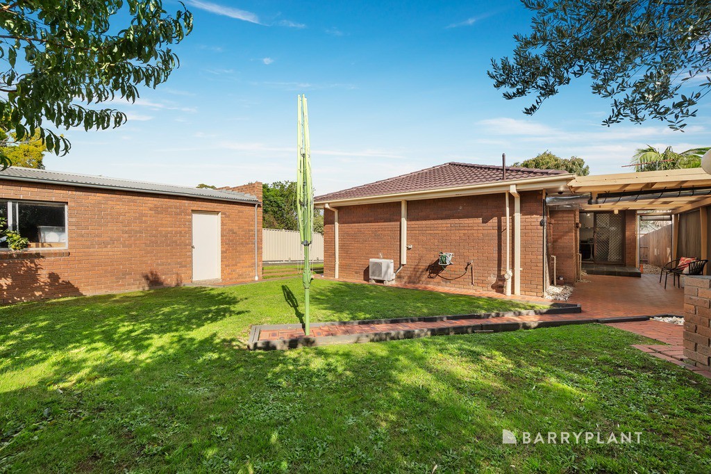 15 Buckmaster Drive, Mill Park, VIC 3082, Mill Park - Thumbnail 8