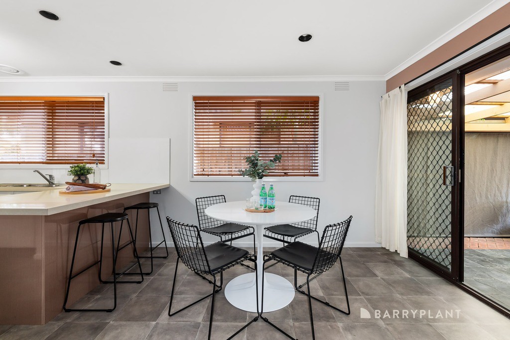 15 Buckmaster Drive, Mill Park, VIC 3082, Mill Park - Thumbnail 5