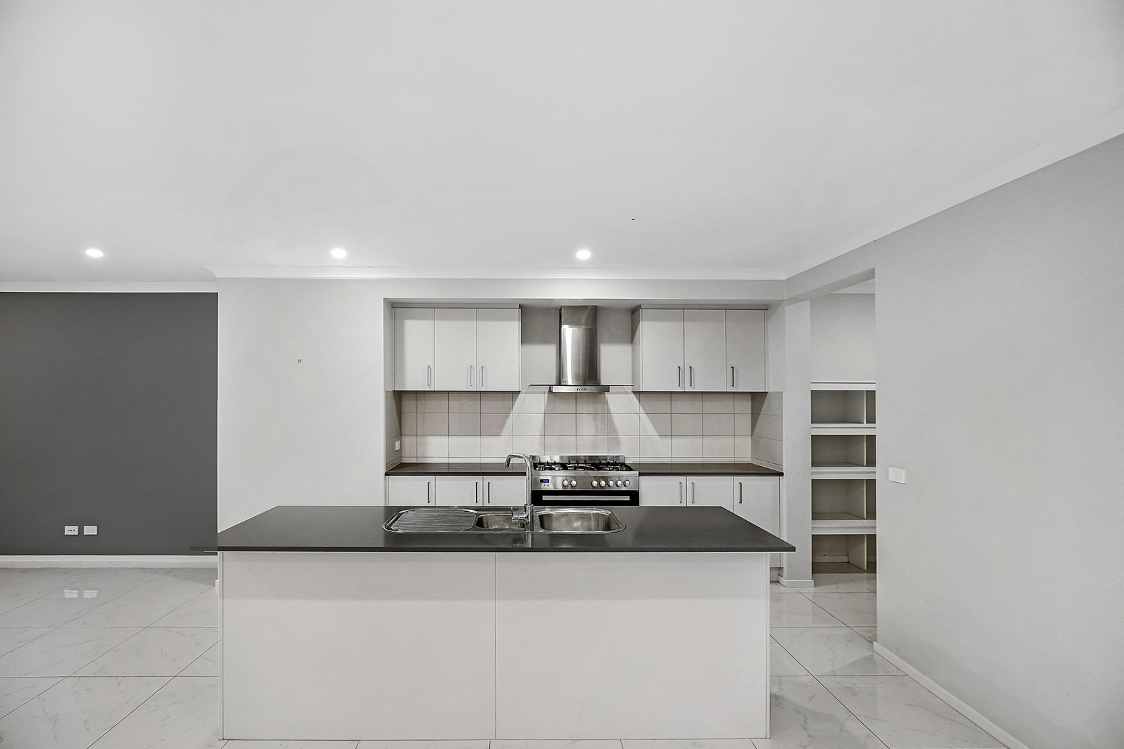 15 Budawang Way, Wollert, VIC 3750 - Thumbnail 2 - 17/09/2026