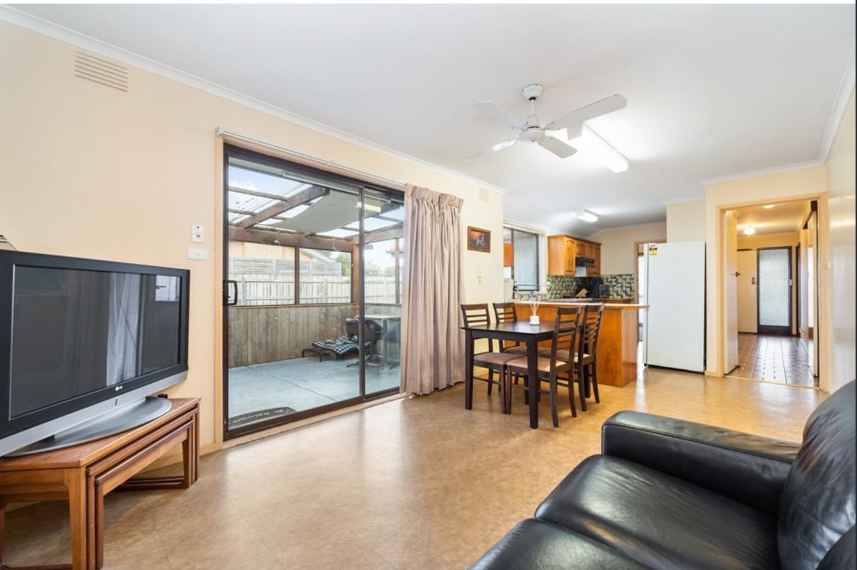 15 Burleigh Court, Frankston, VIC 3199 - Thumbnail 2 - 14/07/2026