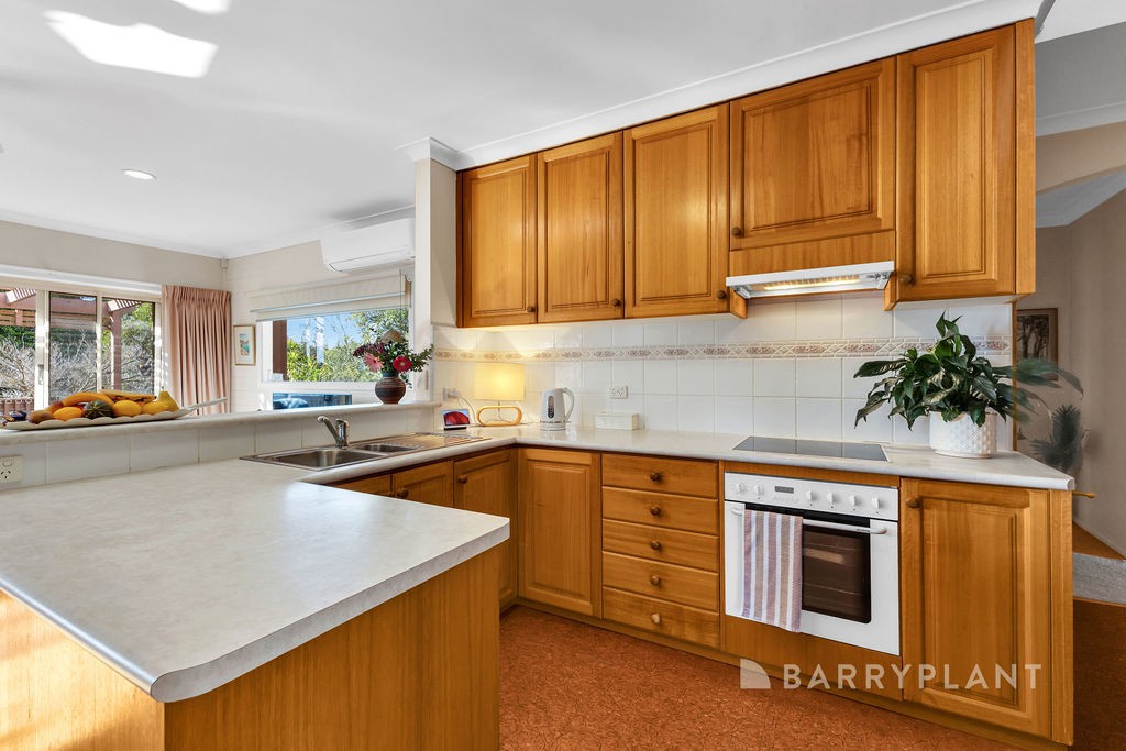 15 Cambridge Drive, Glen Waverley, VIC 3150, Glen Waverley - Thumbnail 4