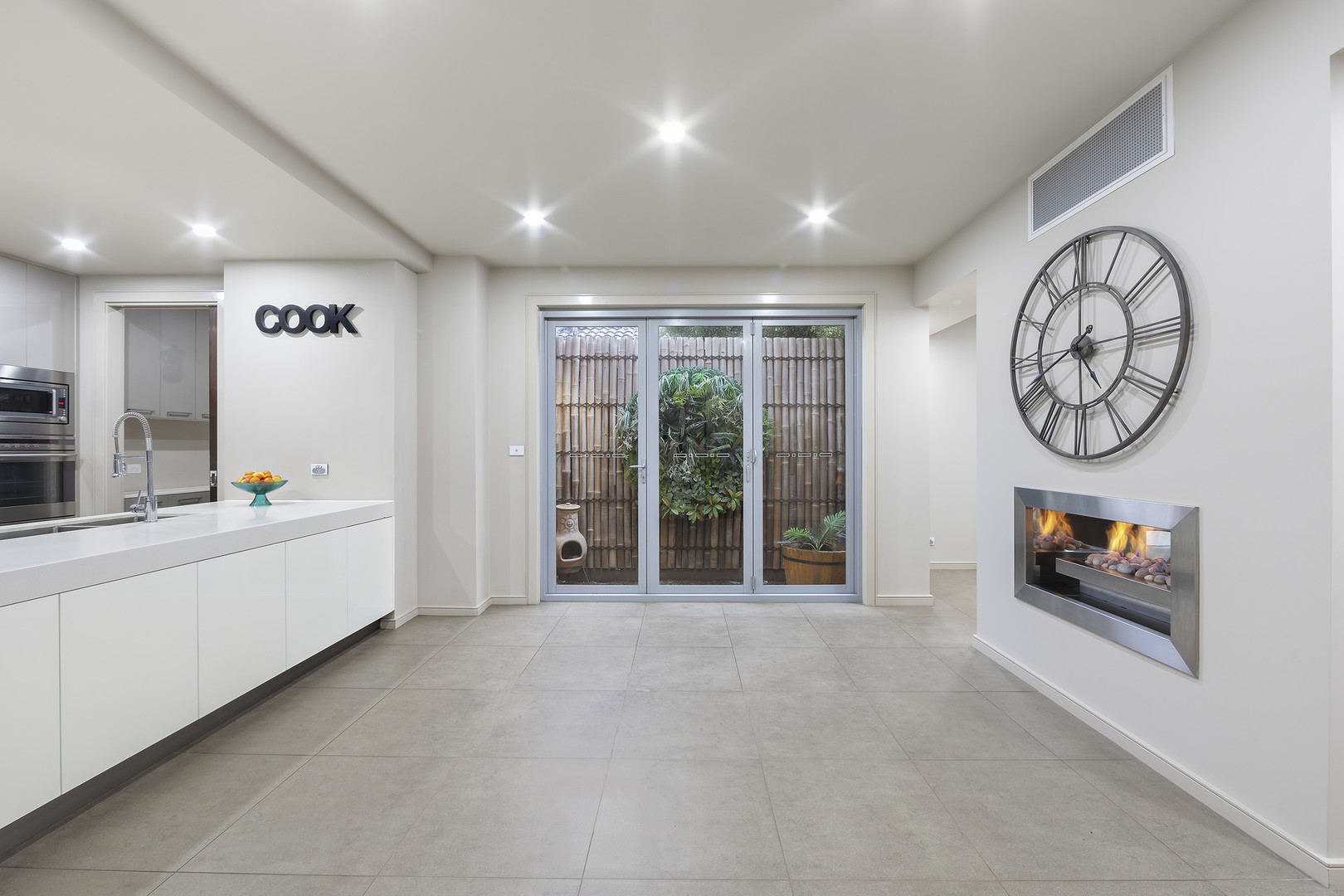 15 Campaspe Way, Point Cook, VIC 3030, Point Cook - Thumbnail 4