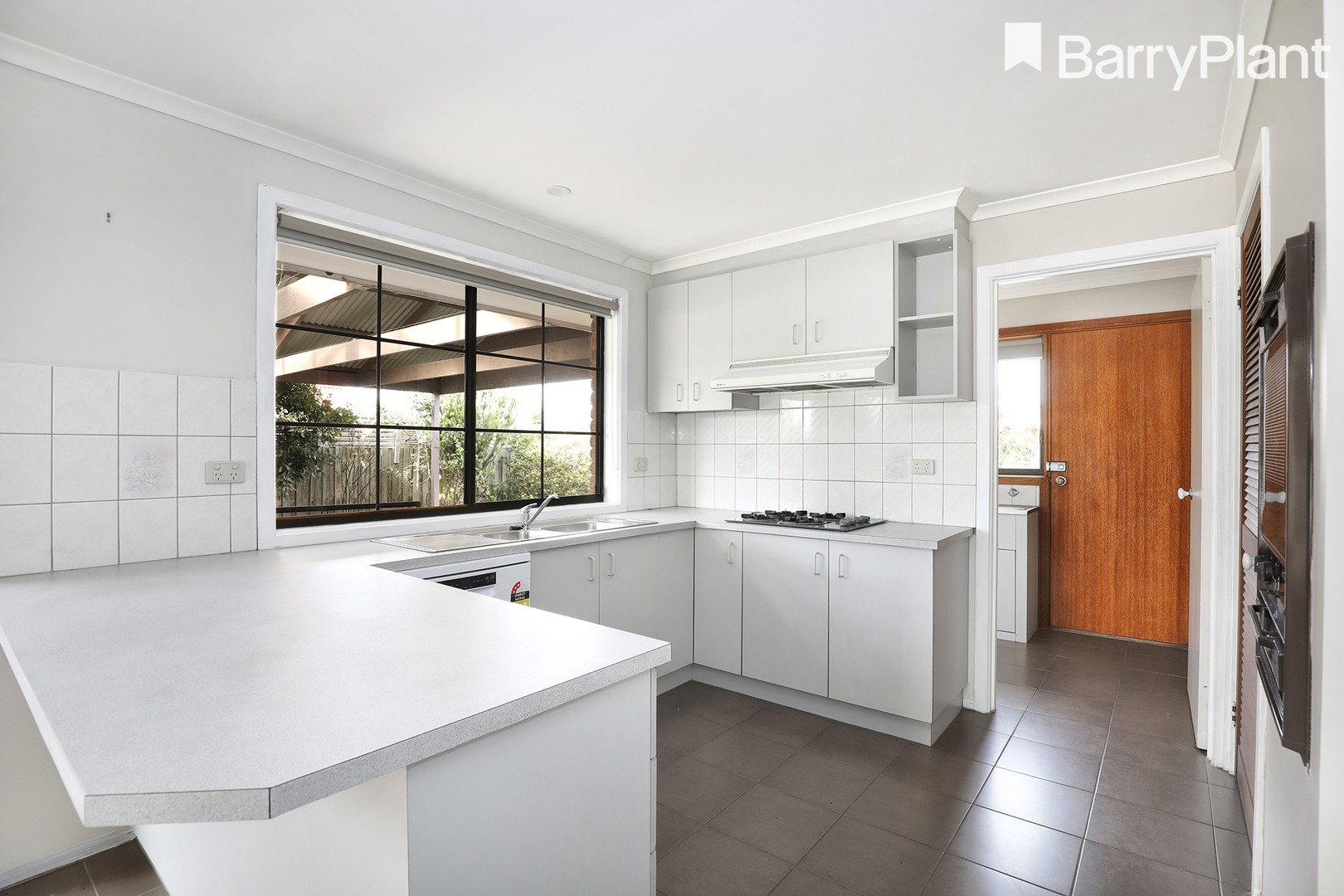 15 Canonbury Circle, Seabrook, VIC 3028, Seabrook - Thumbnail 3