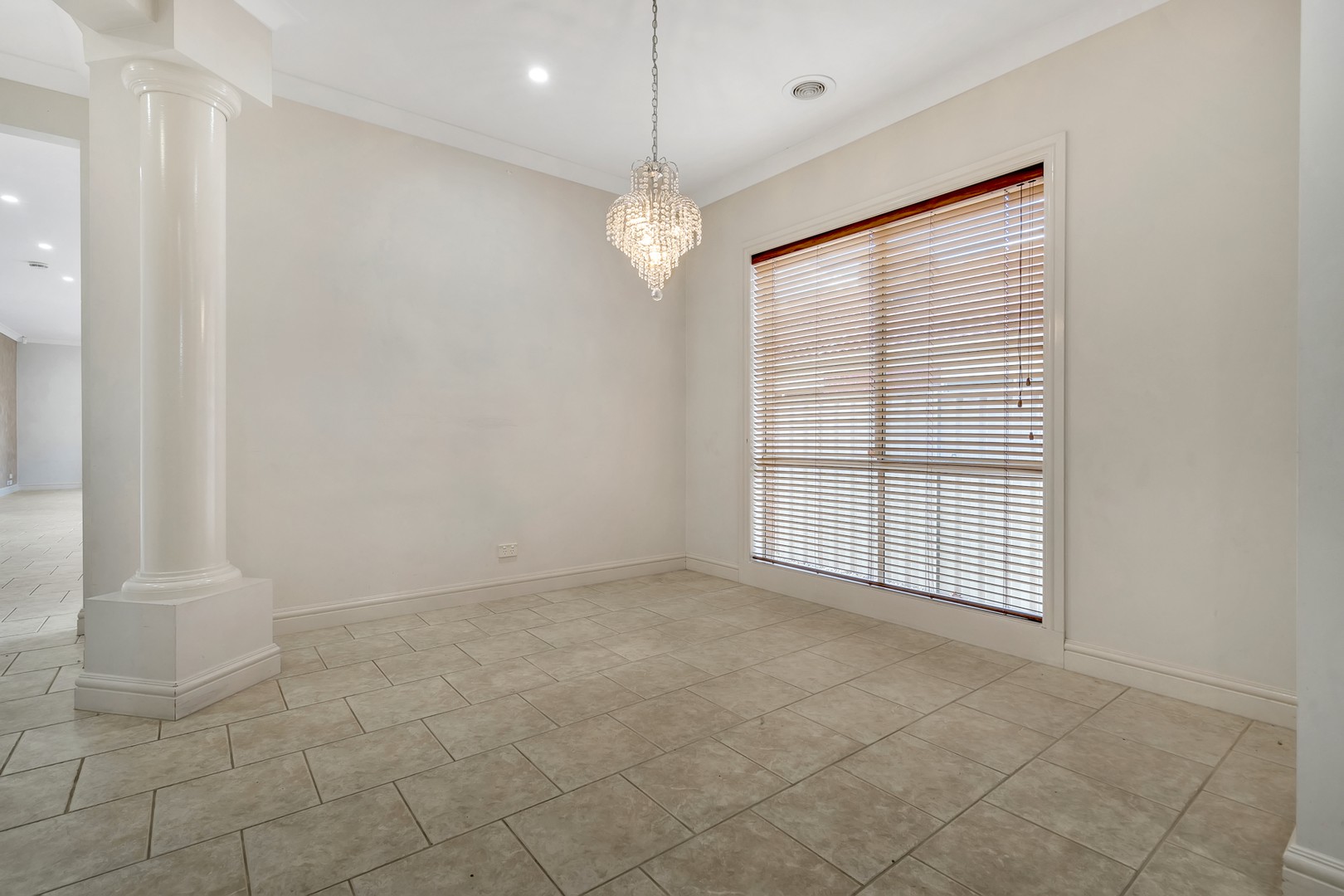 15 Castlebury Place, Craigieburn, VIC 3064, Craigieburn - Thumbnail 6