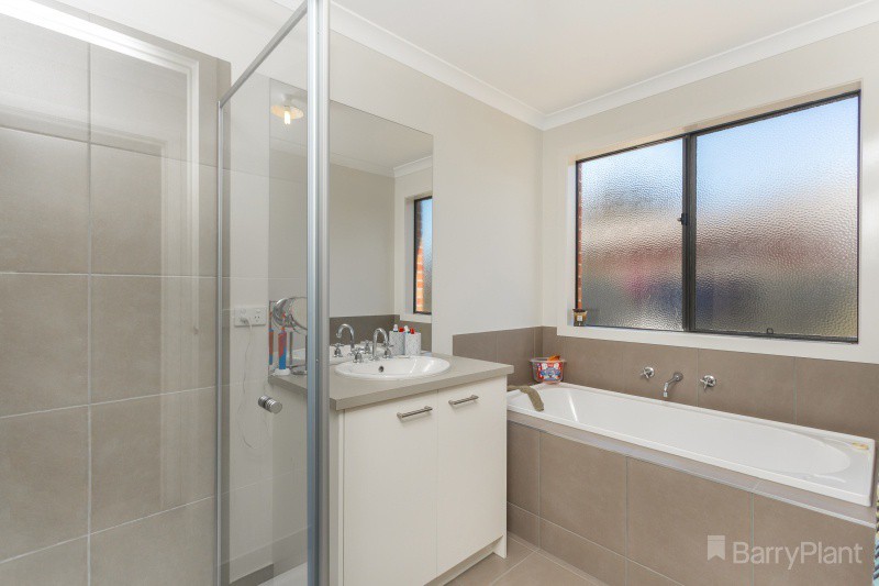 15 Caviar CourtHuntly, VIC 3551  - Leased, Huntly - Thumbnail 5