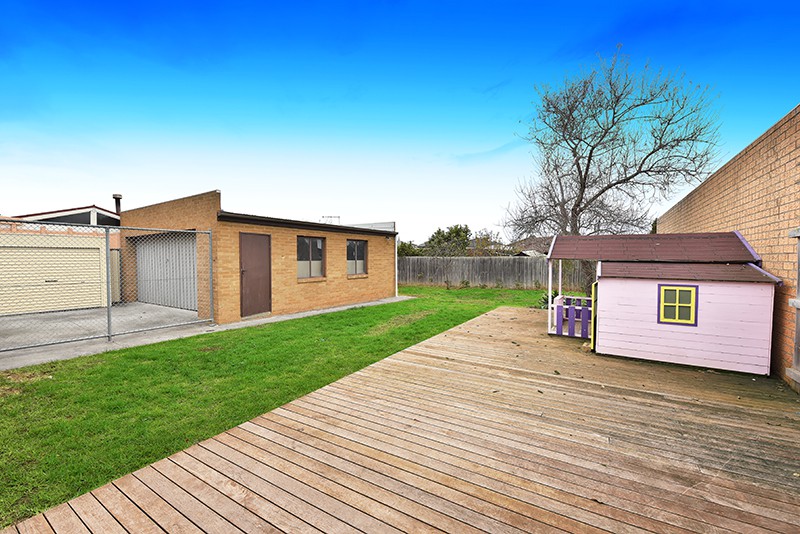 15 Cecelia Drive, Keilor East, VIC 3033, Keilor East - Thumbnail 2