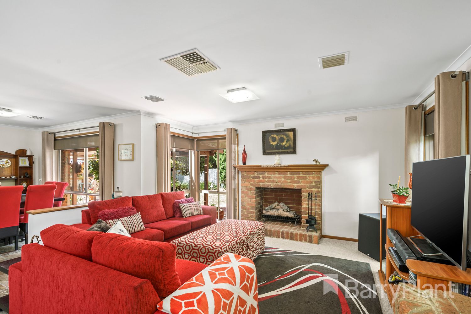 15 Centre Street, Sunshine, VIC 3020, Sunshine - Thumbnail 2
