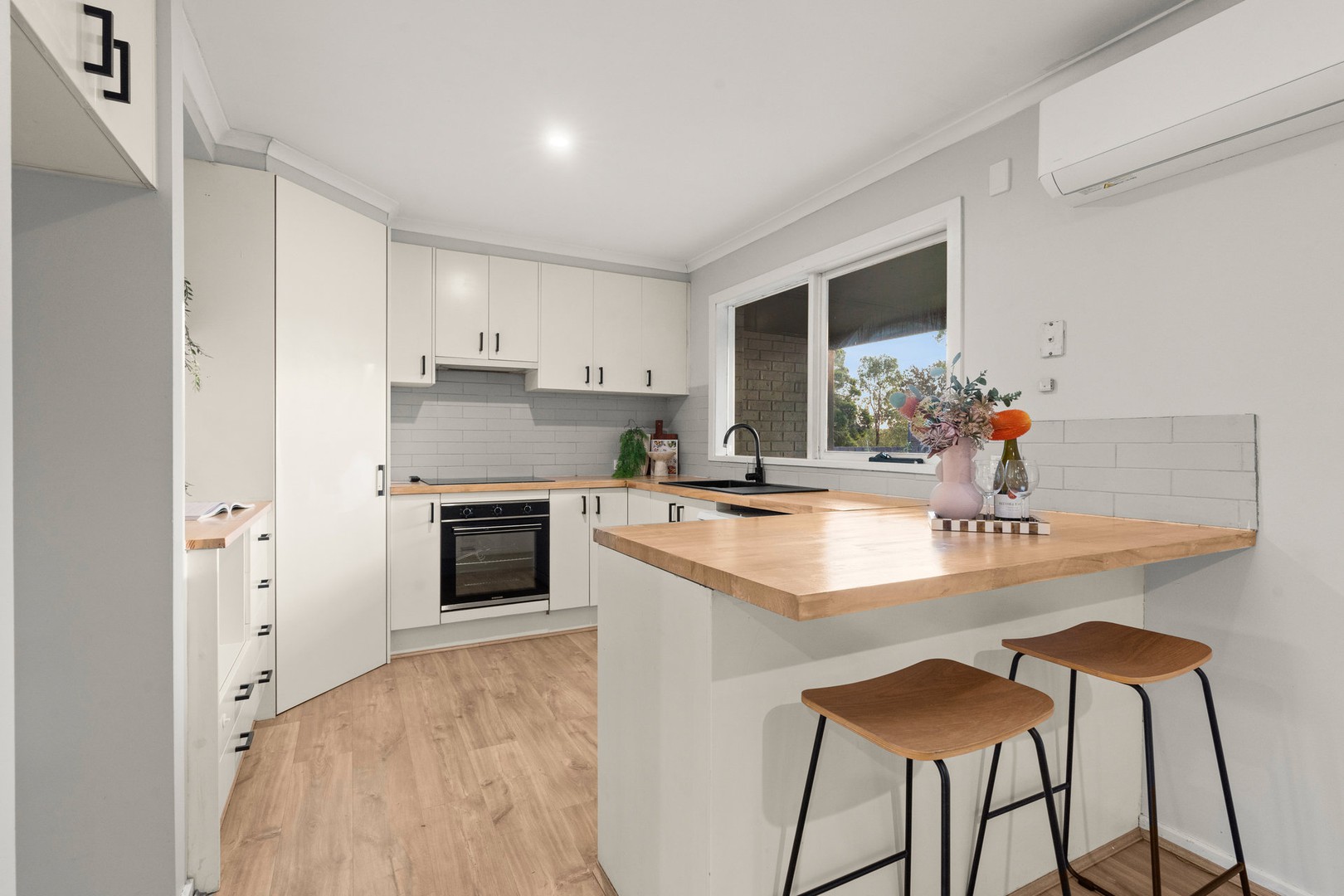 15 Cheviot Avenue, Berwick, VIC 3806 - Thumbnail 1 - 11/06/2026