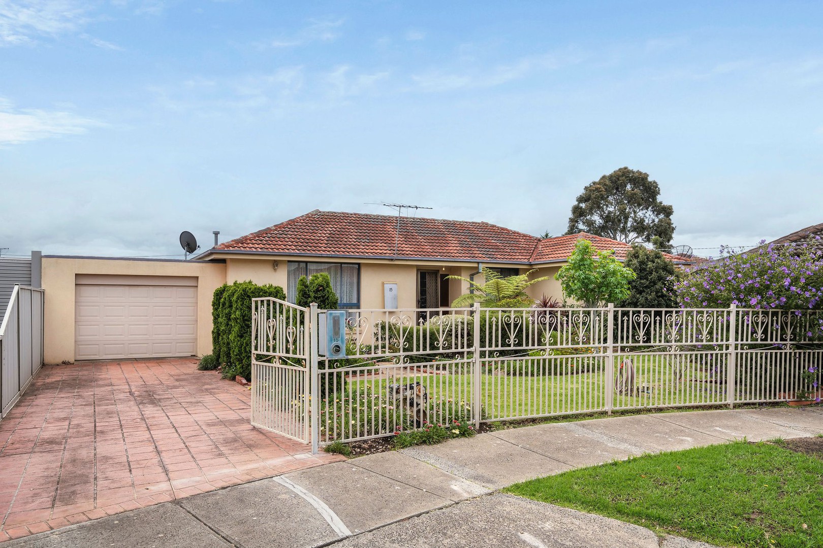 15 Chorley Place, Kings Park - Image 1
