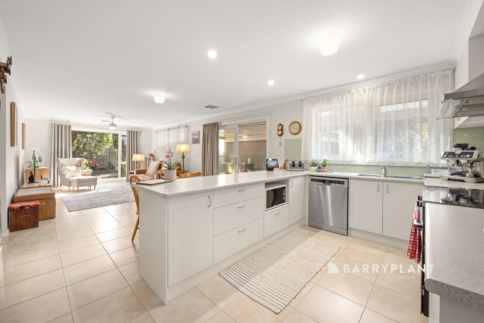 15 Christie Court, Pakenham, VIC 3810 - Thumbnail 2 - 08/09/2026