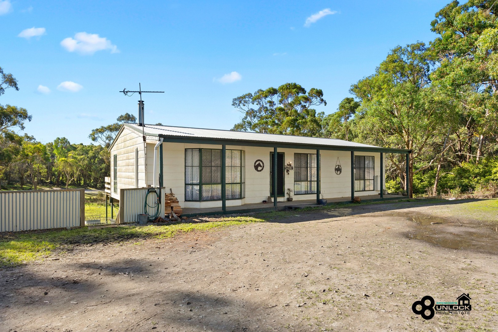 15 Clark Road, Loch, VIC 3945, Loch - Thumbnail 2