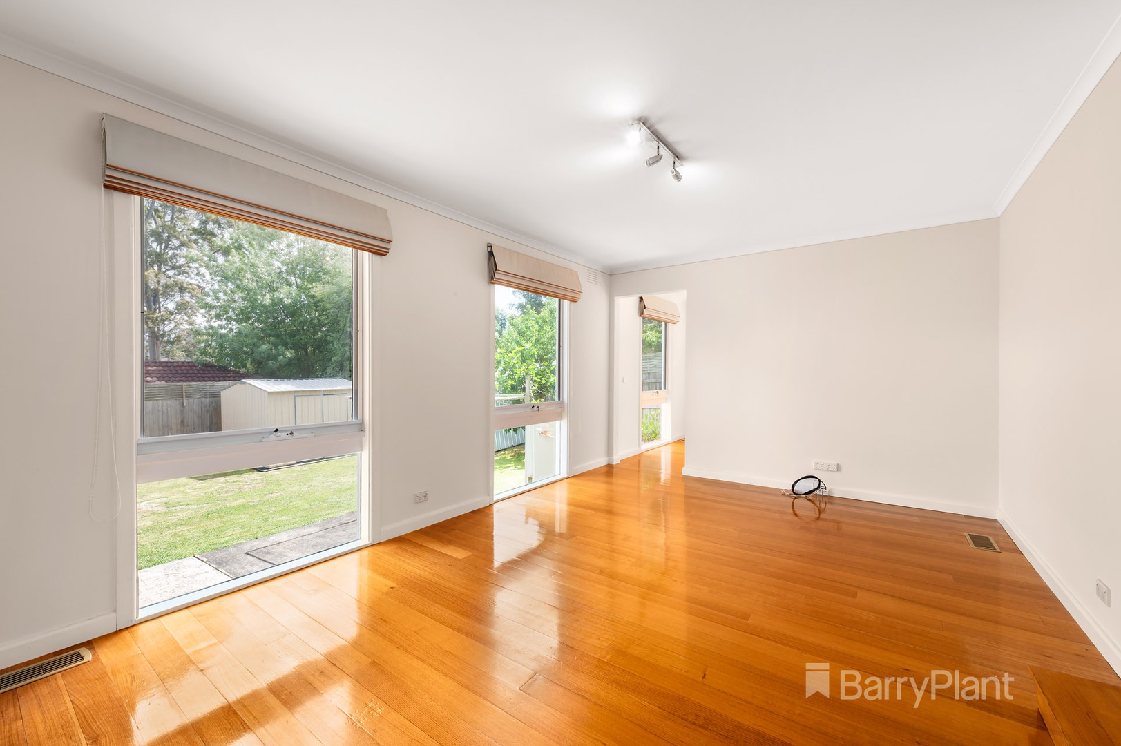 15 Colchester Drive, Doncaster East, VIC 3109, Doncaster East - Thumbnail 6