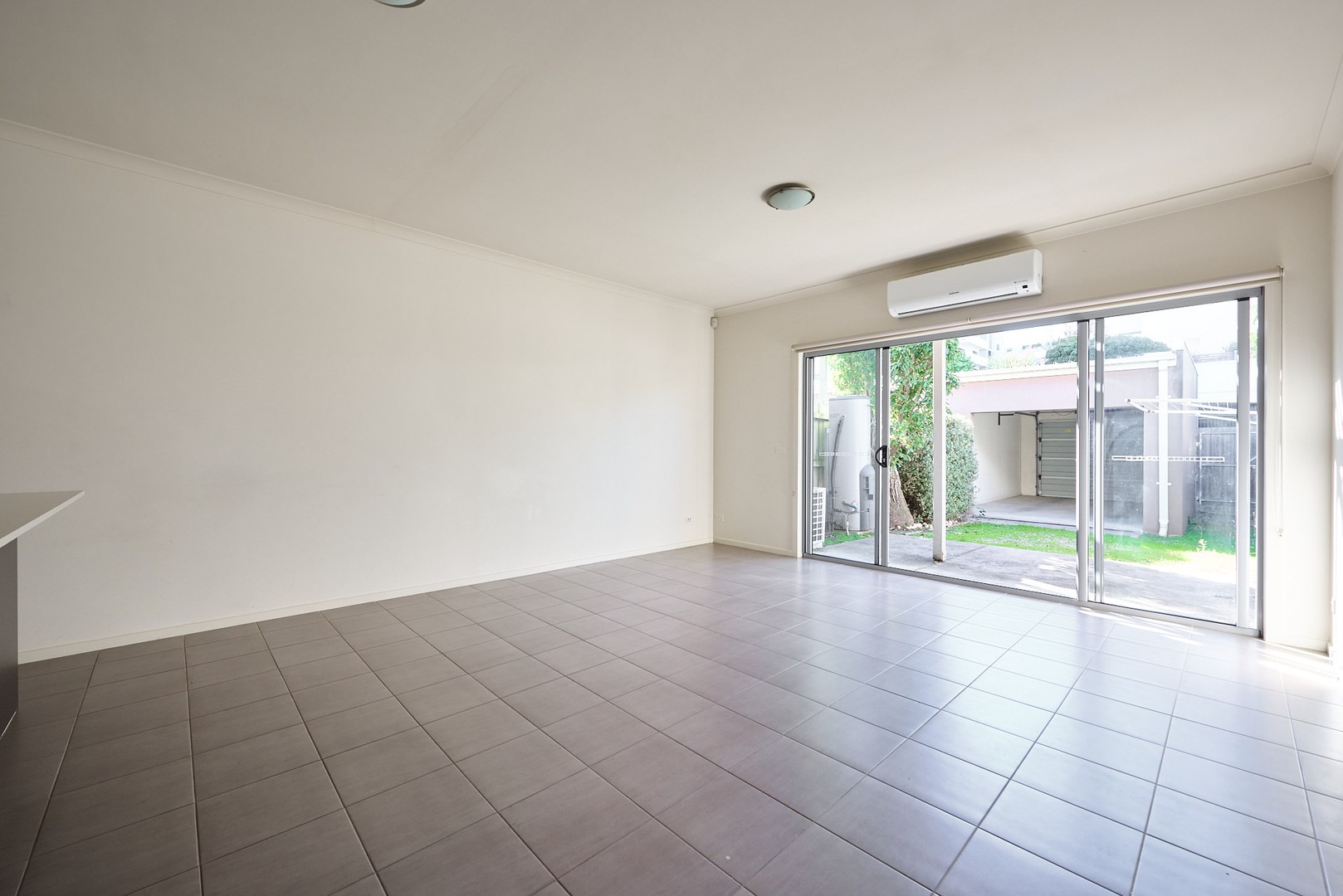 15 Connell Lane, Dandenong, VIC 3175, Dandenong - Thumbnail 3