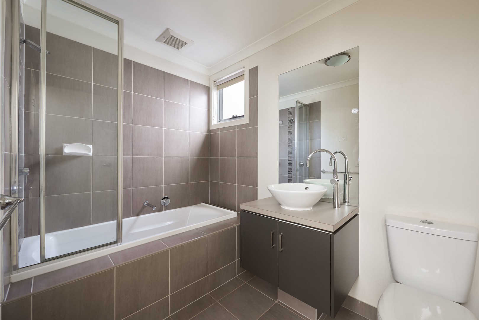15 Connell Lane, Dandenong, VIC 3175, Dandenong - Thumbnail 7