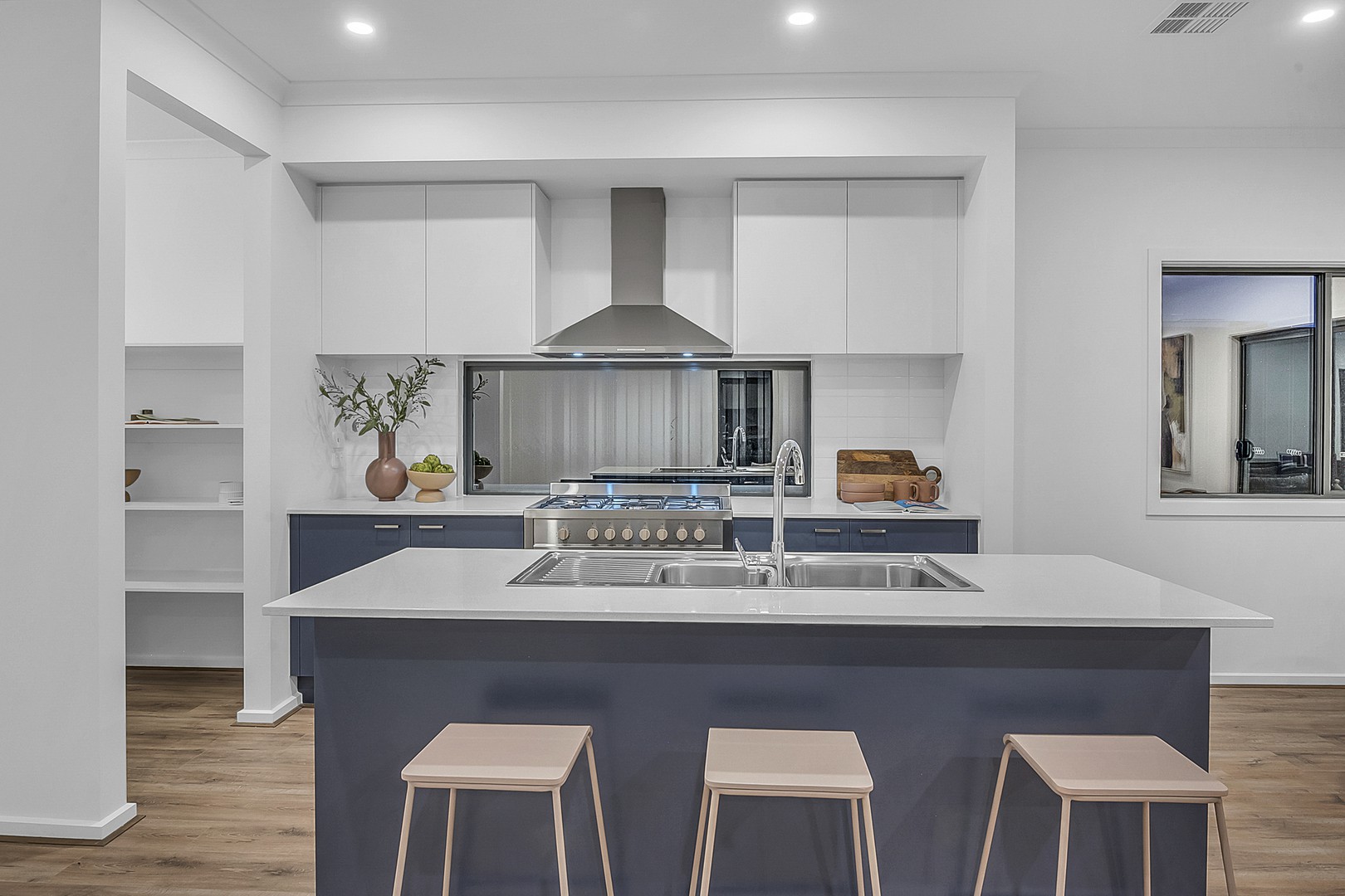 15 Coulee Street, Craigieburn, VIC 3064, Craigieburn - Thumbnail 4