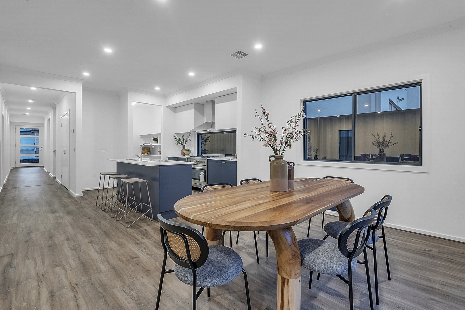 15 Coulee Street, Craigieburn, VIC 3064, Craigieburn - Thumbnail 7