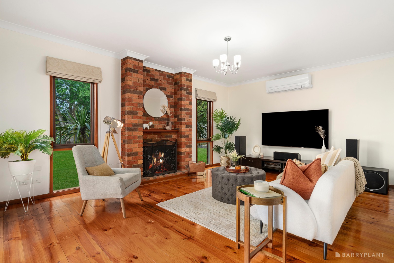 15 Crestmont Court, Doncaster East, VIC 3109 - Thumbnail 2 - 21/10/2025