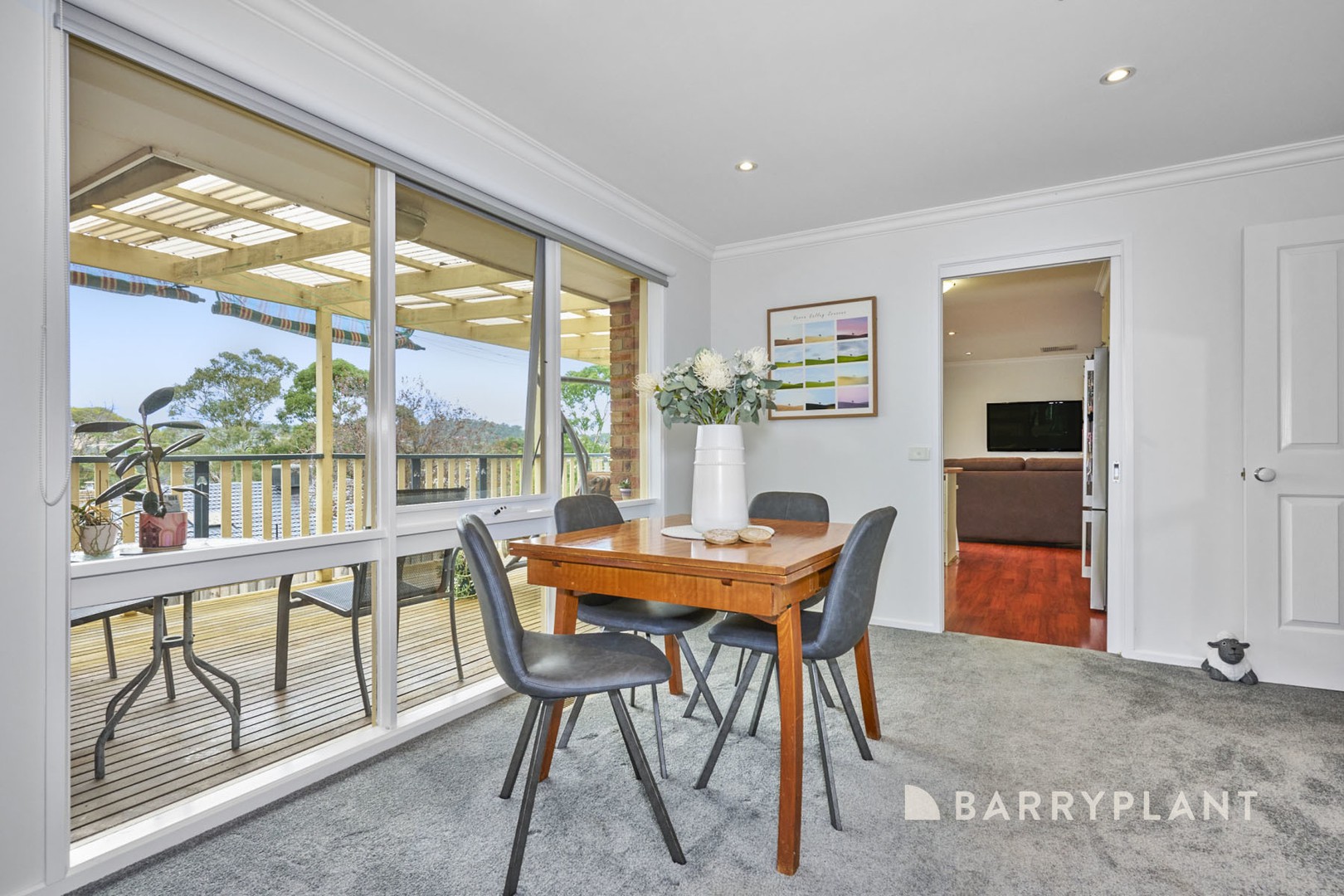 15 Crestway, Lilydale, VIC 3140, Lilydale - Thumbnail 3