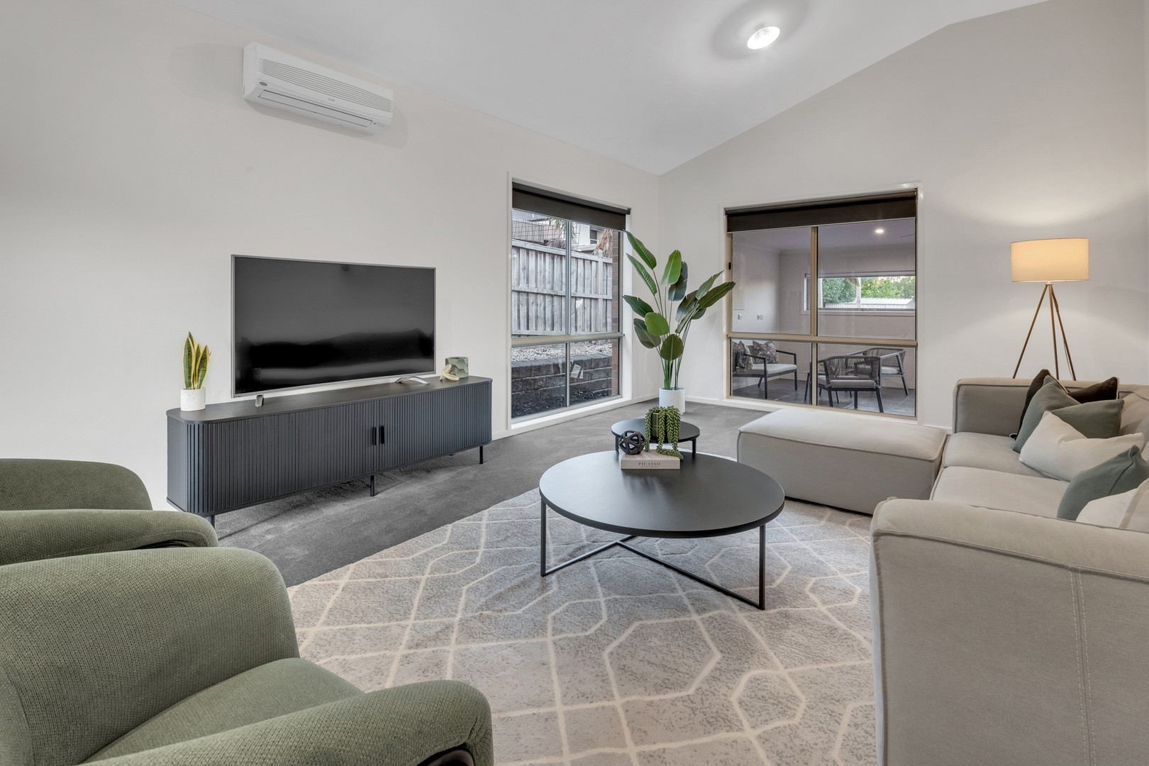 15 Crown Point, Craigieburn, VIC 3064, Craigieburn - Thumbnail 6