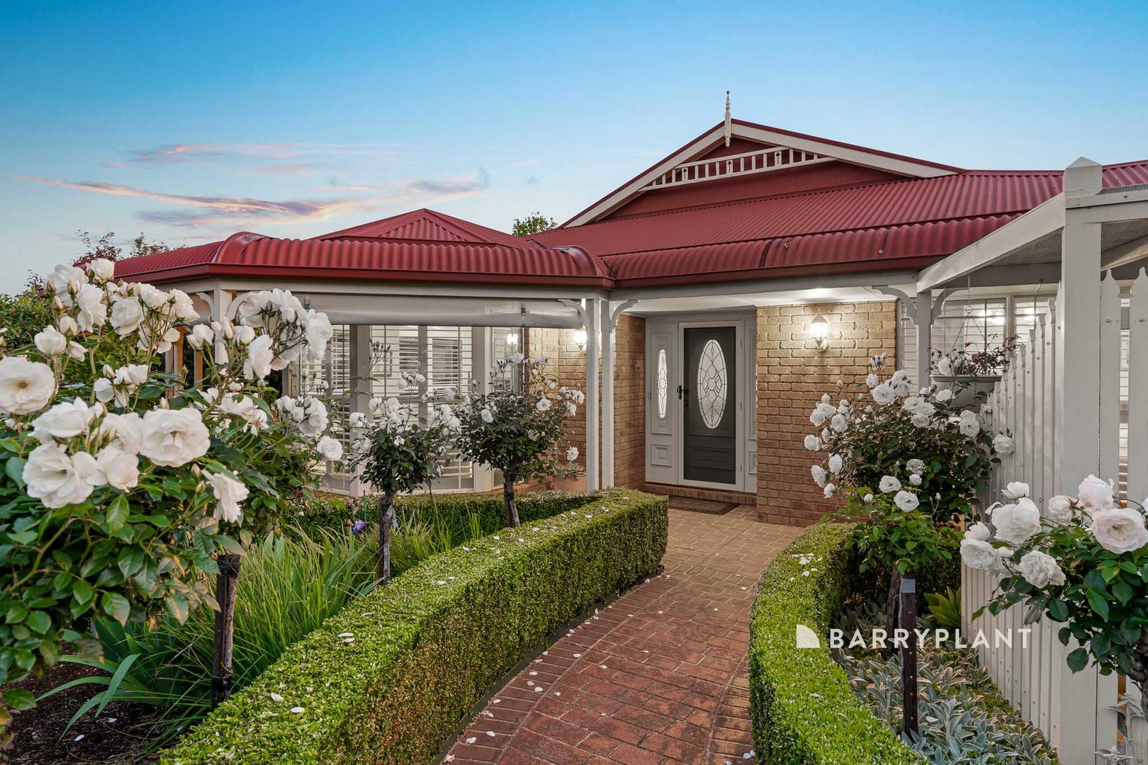 15 Dallas Court, Warragul, VIC 3820 - Thumbnail 2 - 14/11/2025