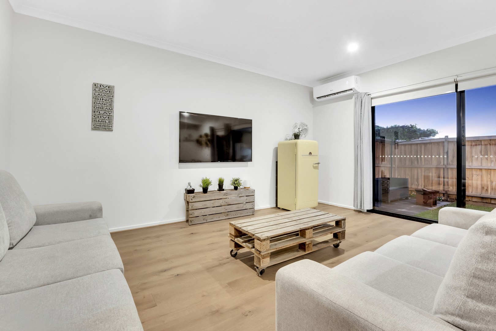15 Darling Street, Donnybrook, VIC 3064, Donnybrook - Thumbnail 5