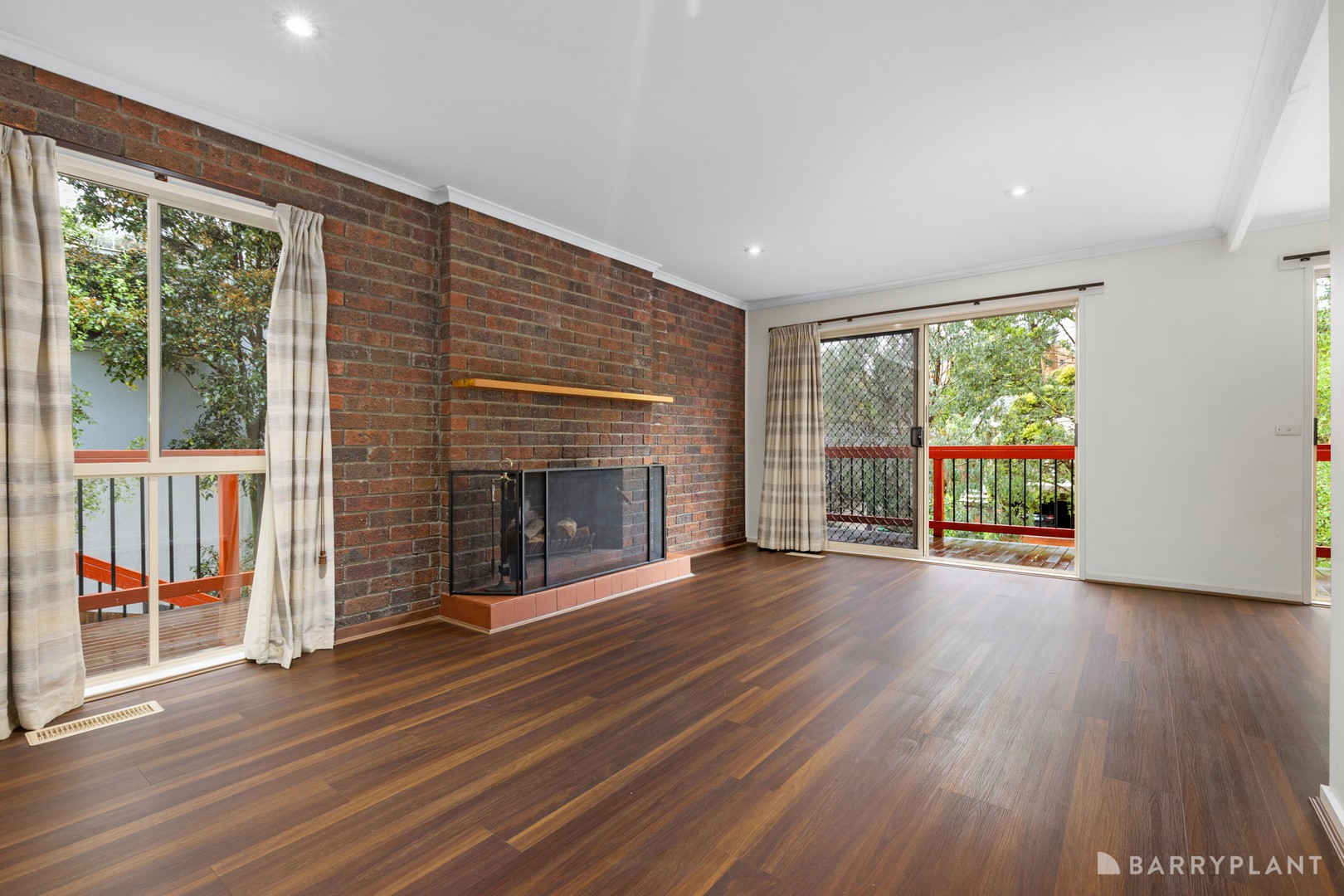 15 Debbie Place, Ringwood North, VIC 3134 - Thumbnail 1 - 06/11/2025