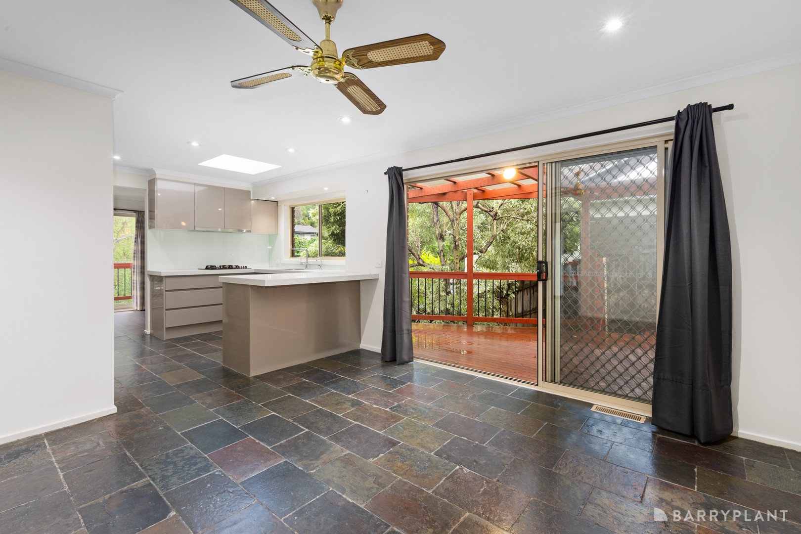 15 Debbie Place, Ringwood North, VIC 3134, Ringwood North - Thumbnail 5