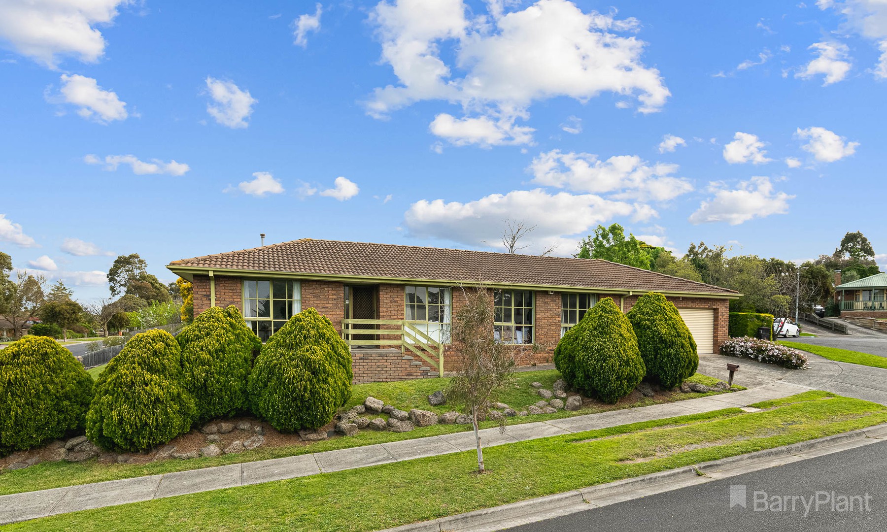 15 Denise Court, Narre Warren, VIC 3805, Narre Warren - Thumbnail 2