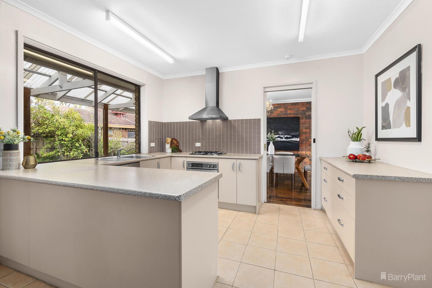 15 Devlaw Drive, Doncaster East, VIC 3109, Doncaster East - Thumbnail 3