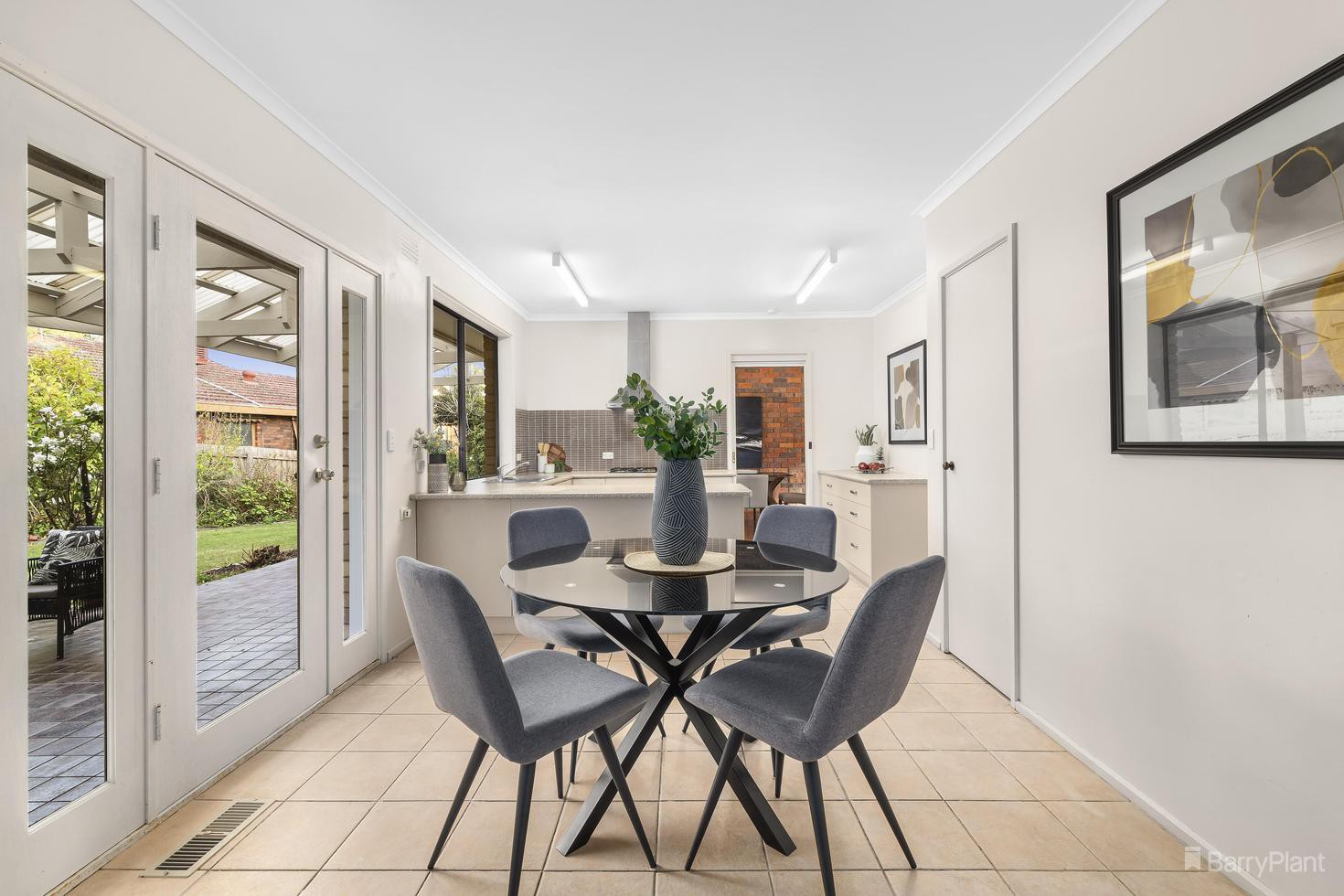 15 Devlaw Drive, Doncaster East, VIC 3109, Doncaster East - Thumbnail 4