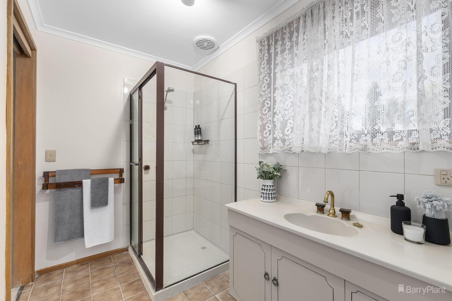 15 Devlaw Drive, Doncaster East, VIC 3109, Doncaster East - Thumbnail 6