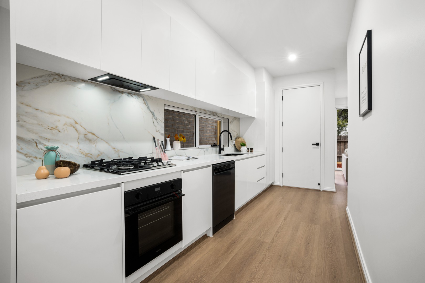 15 Donaghy Street, Geelong West, VIC 3218, Geelong West - Thumbnail 2