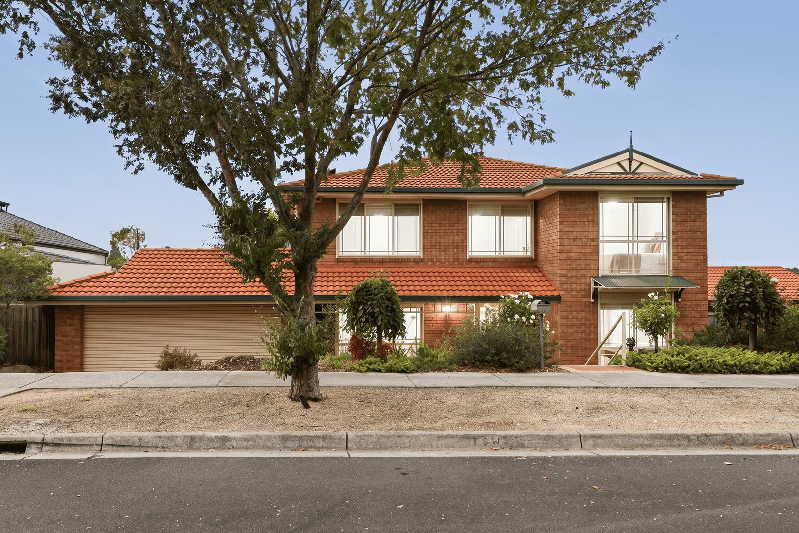 15 Dorset Drive, Greenvale, VIC 3059 - Thumbnail 2 - 07/05/2026