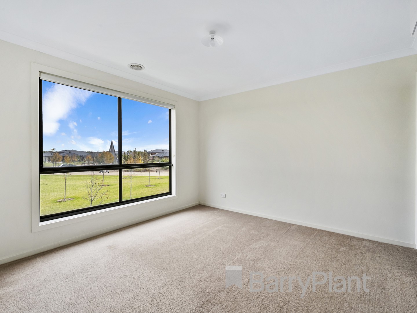 15 Dovetail Walk, Tarneit, VIC 3029, Tarneit - Thumbnail 6