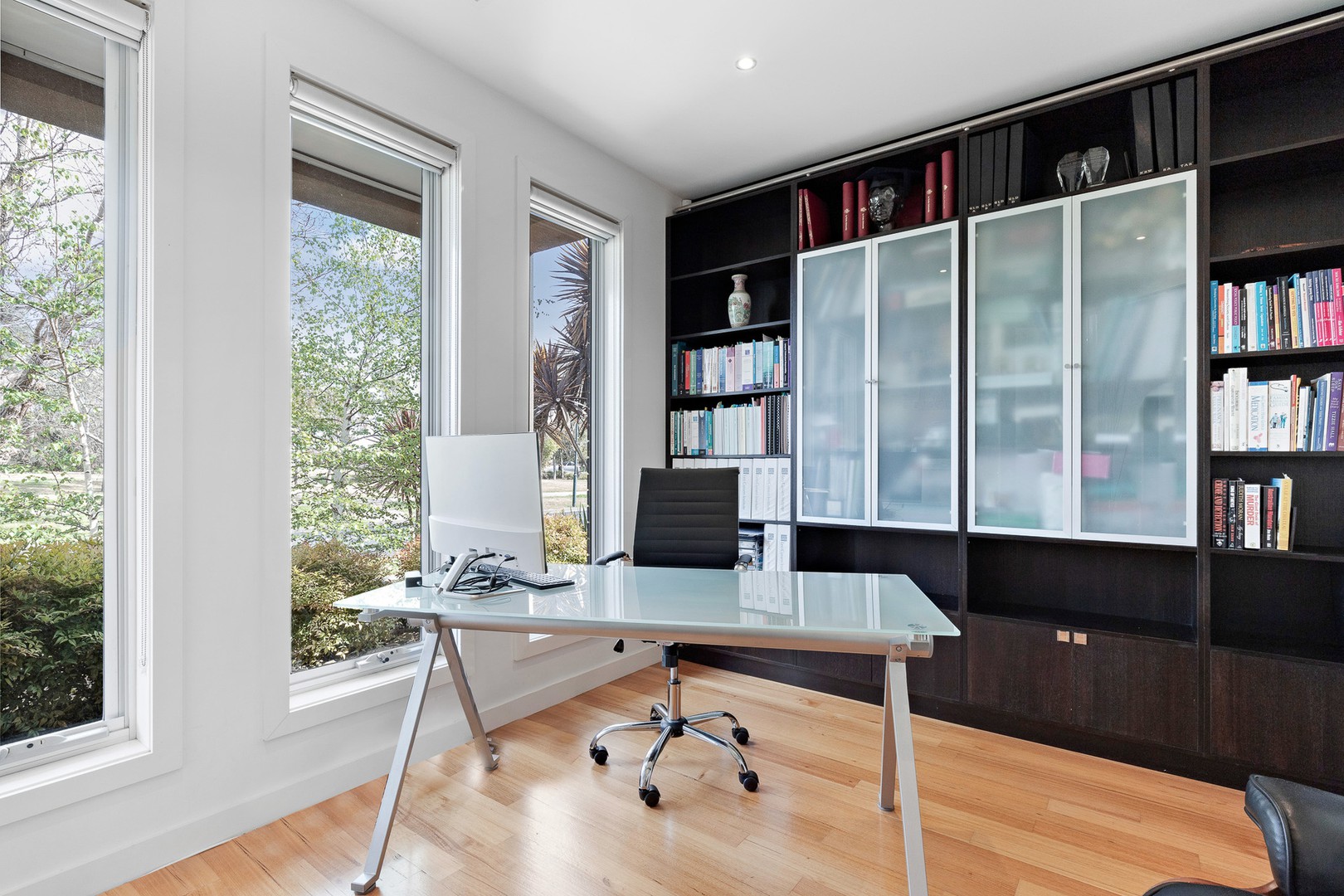 15 Edgbaston Parade, Caroline Springs, VIC 3023, Caroline Springs - Thumbnail 3