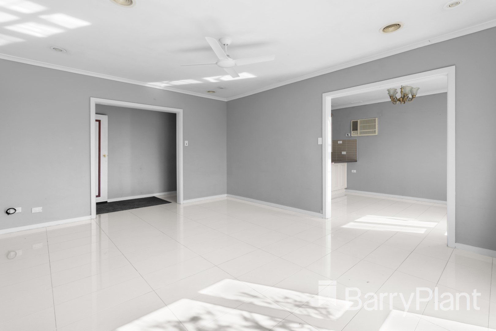 15 Elliott Street, Seaford, VIC 3198, Seaford - Thumbnail 4