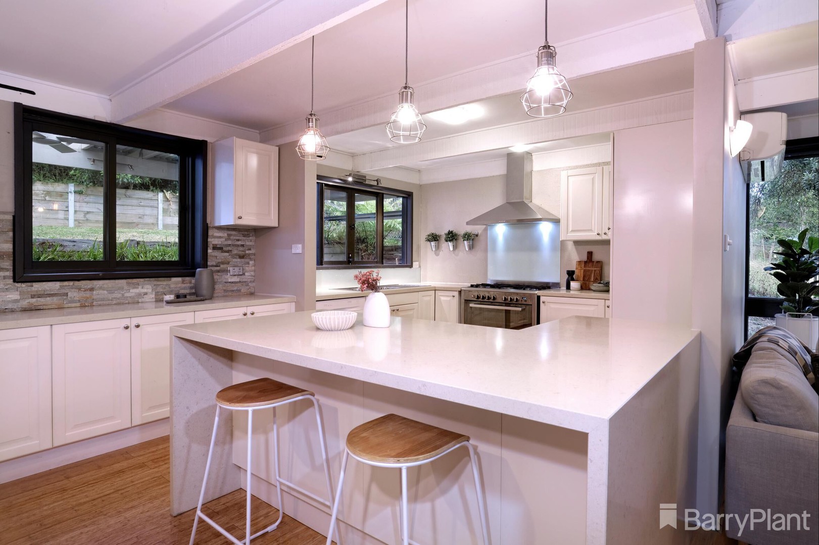 15 Emerald Lake Road, Emerald, VIC 3782, Emerald - Thumbnail 4