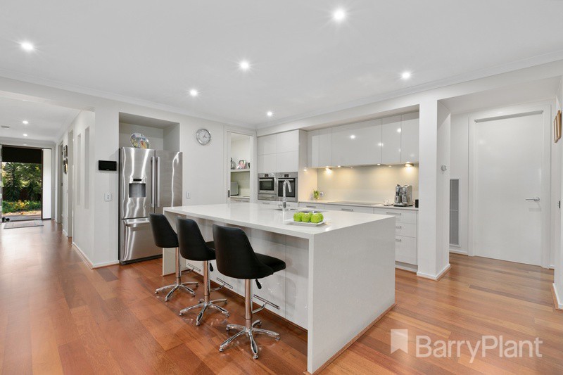 15 Evan Smith Close, Macleod, VIC 3085, Macleod - Thumbnail 3