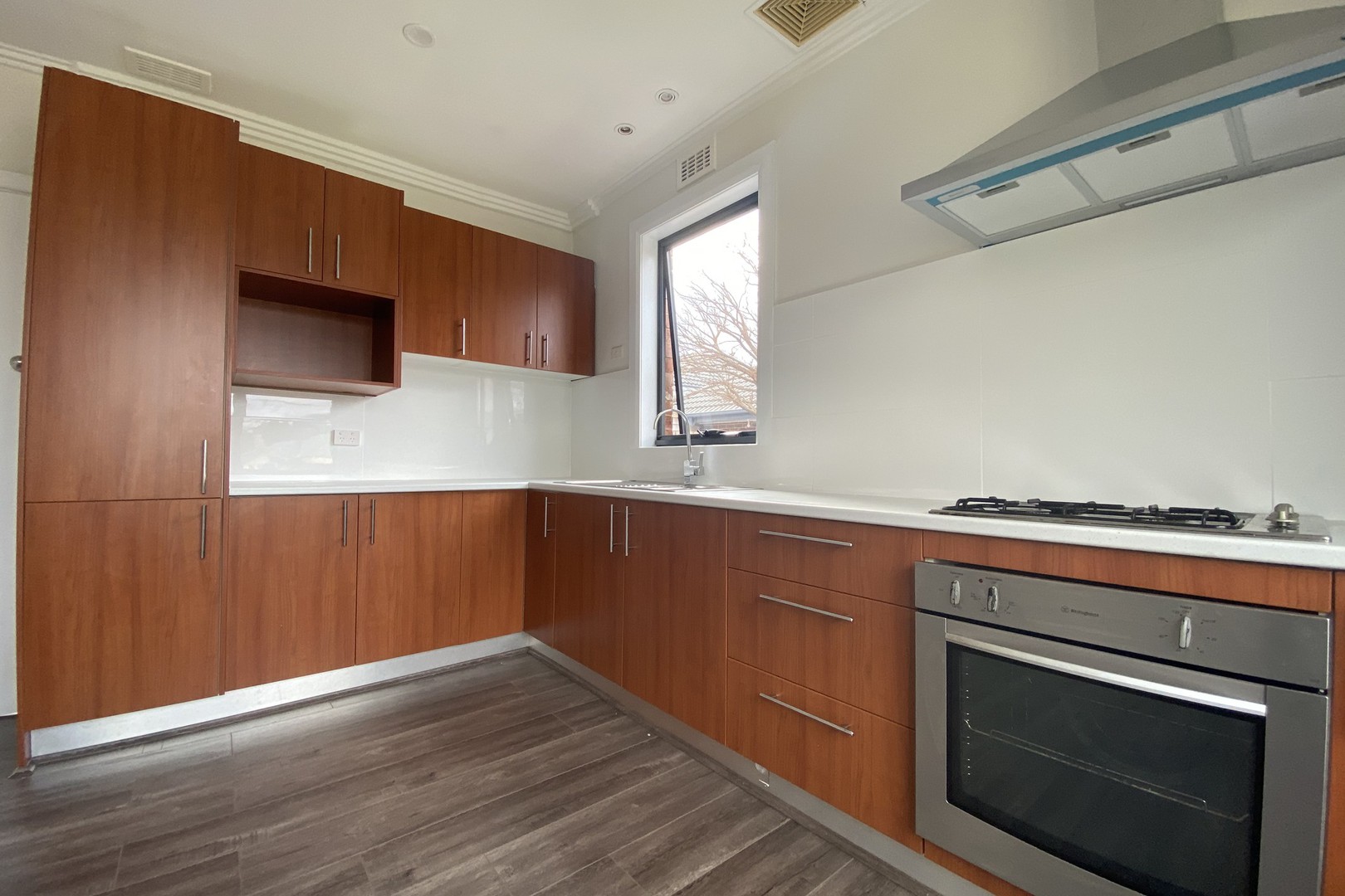 15 Evans Cresent, Reservoir, VIC 3073, Reservoir - Thumbnail 4