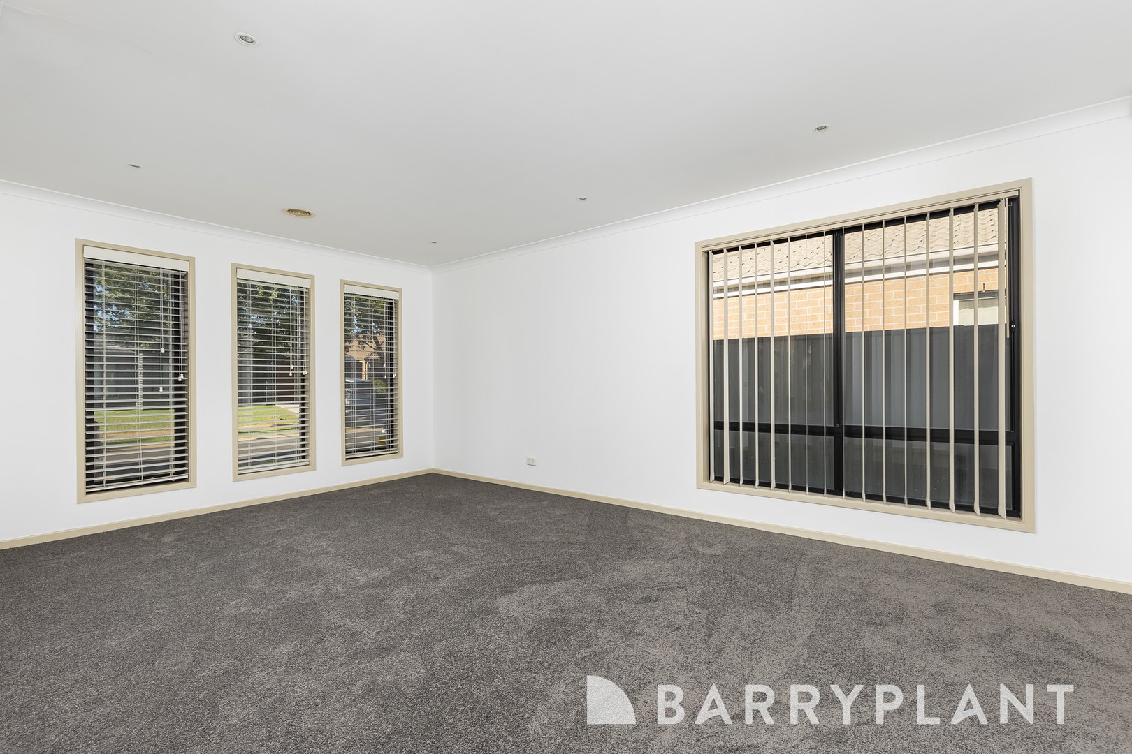 15 Fairbridge Road, Point Cook, VIC 3030, Point Cook - Thumbnail 6