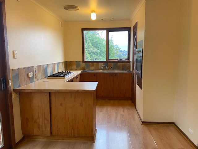 15 Fairview CrescentDiamond Creek, VIC 3089  - Leased, Diamond Creek - Thumbnail 3