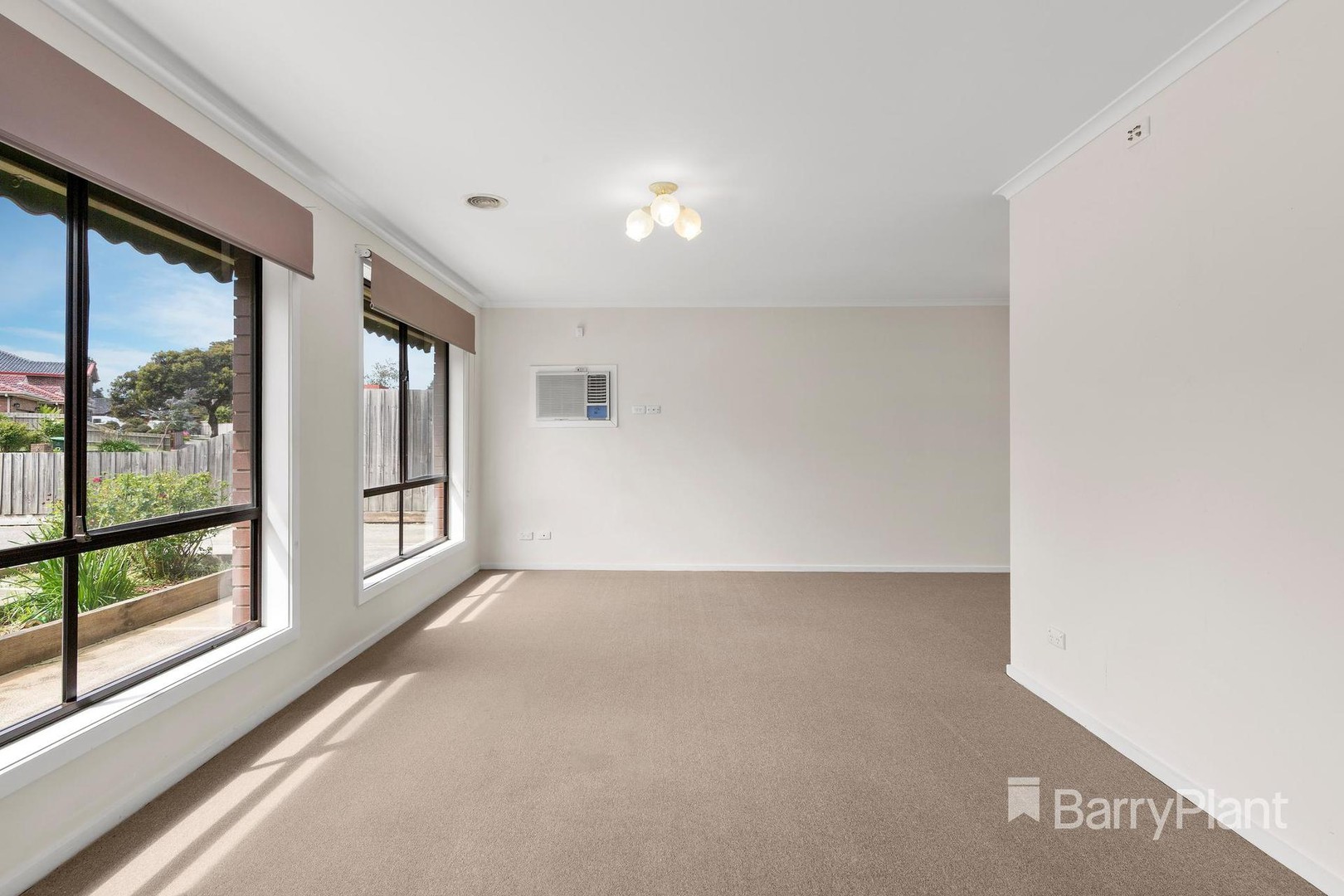 15 Fairwyn CloseMill Park, VIC 3082, Mill Park - Thumbnail 6
