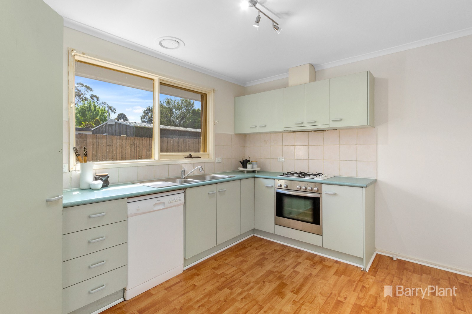 15 Falconer Crescent, Bayswater North, VIC 3153, Bayswater North - Thumbnail 5