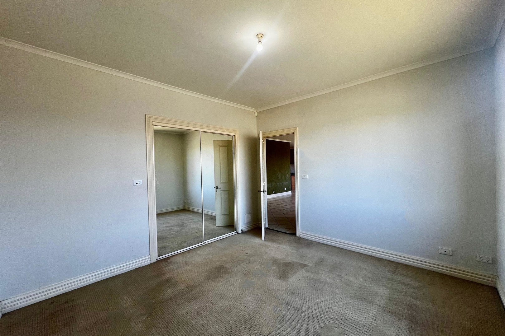 15 Freeman Avenue, Burnside, VIC 3023, Burnside - Thumbnail 4