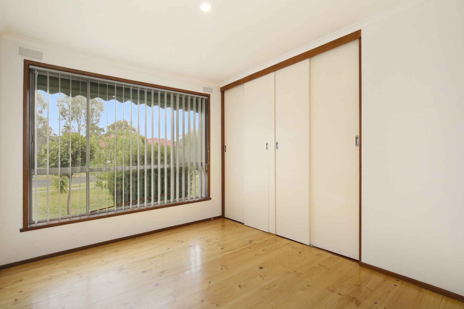 15 Galilee Crescent, Mill Park, VIC 3082, Mill Park - Thumbnail 4